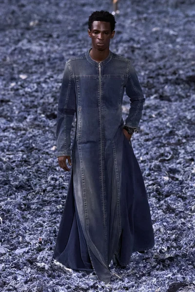 Look 53